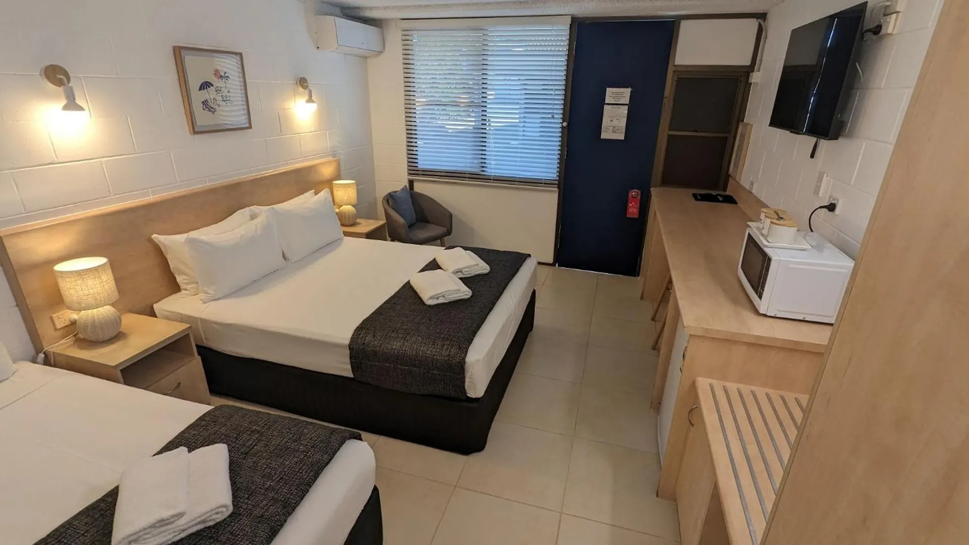 Moffat Beach Motel Caloundra 3*,