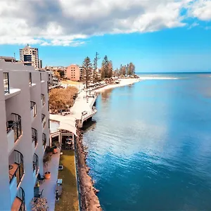 Aparthotel La Promenade, Caloundra