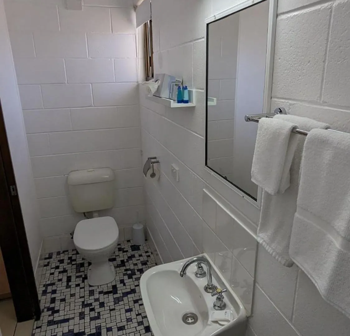 Moffat Beach Motel Caloundra