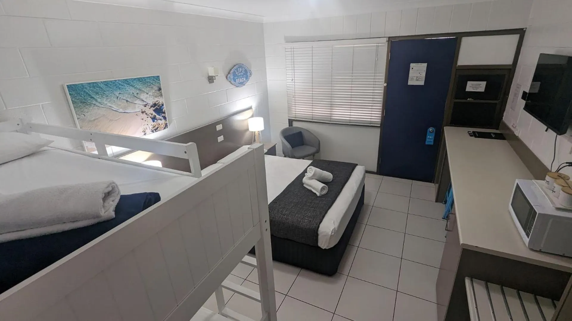 Moffat Beach Motel Caloundra 3*,