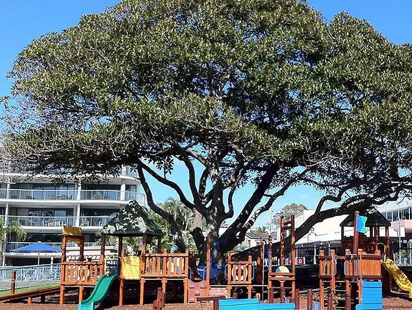 ***  Moffat Beach Motel Caloundra Australia